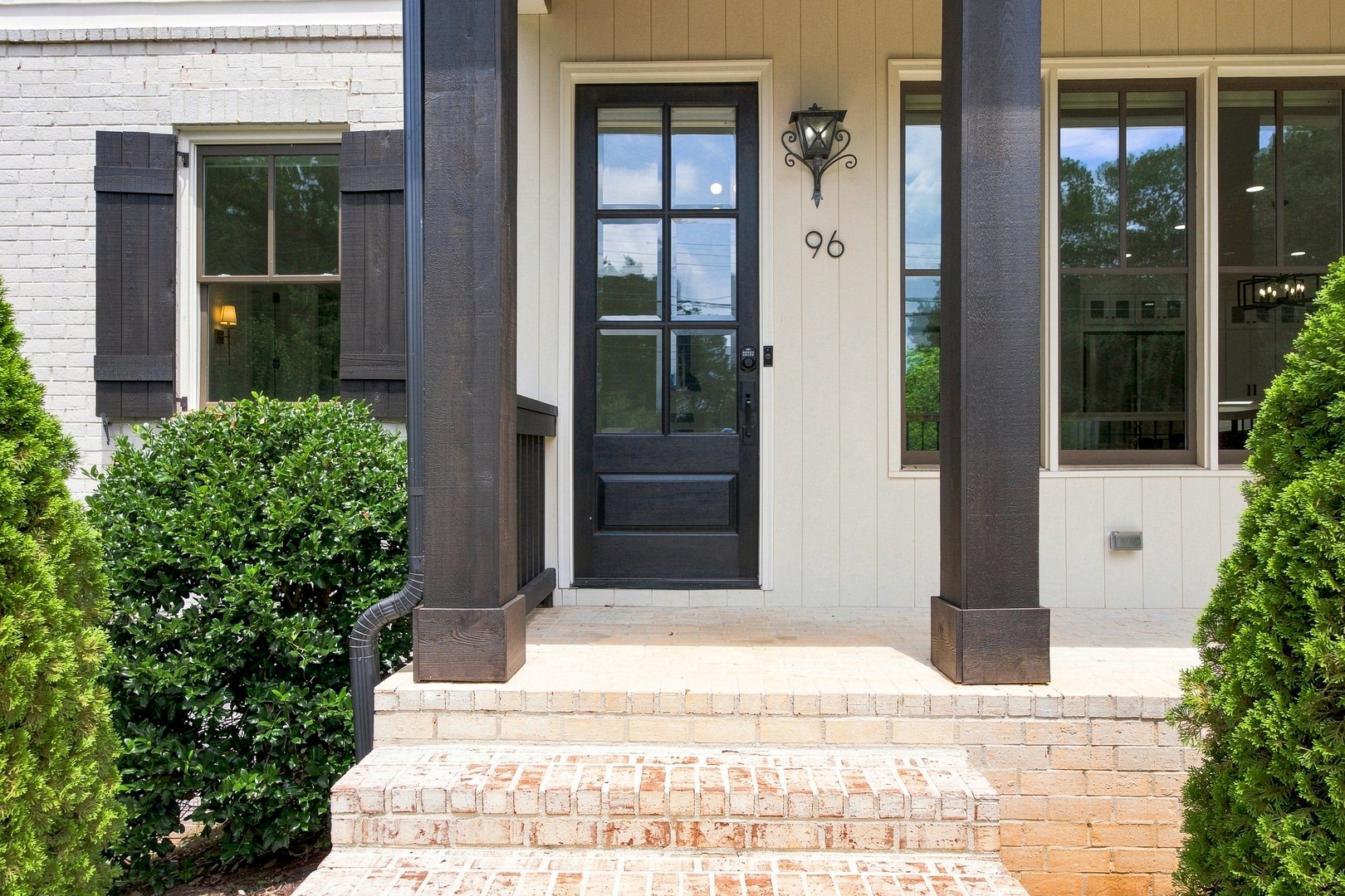 Curb Appeal & Grounds 96 Woodstock Road Roswell