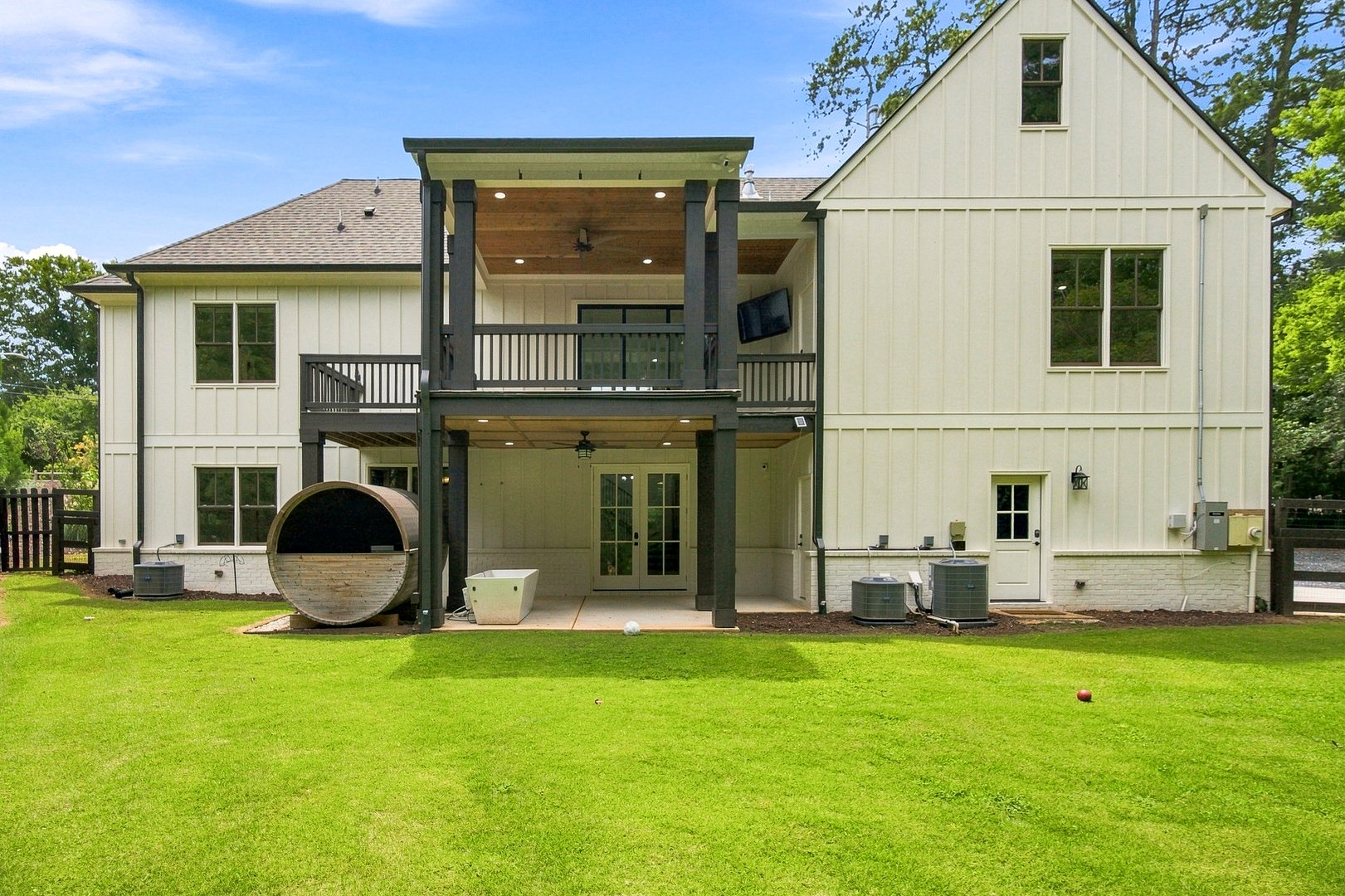 Curb Appeal & Grounds 96 Woodstock Road Roswell