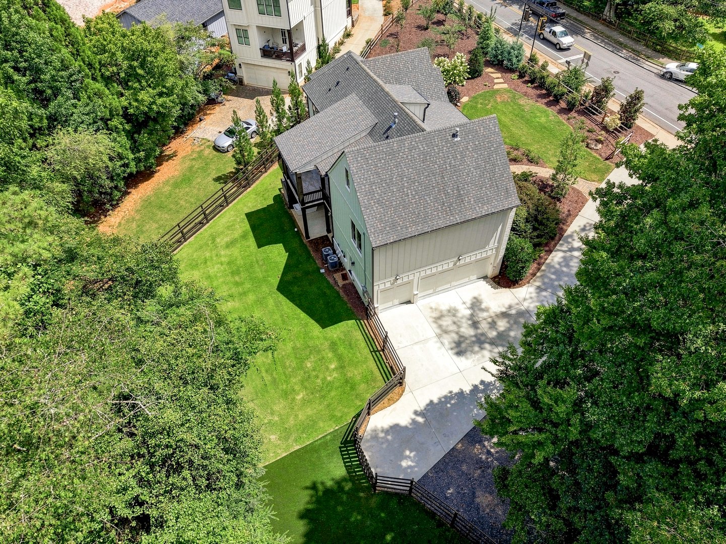 Curb Appeal & Grounds 96 Woodstock Road Roswell